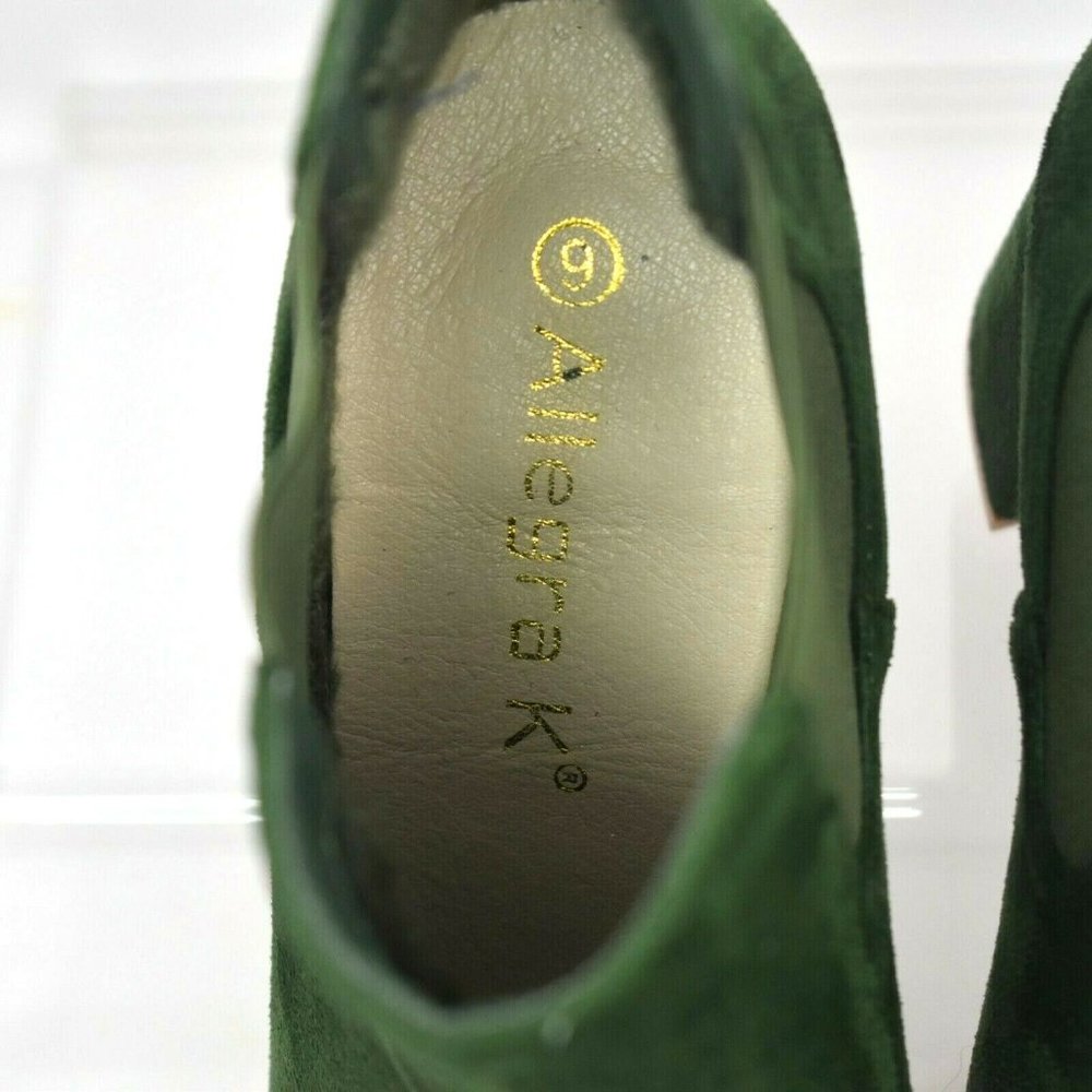 Womens 9 Faux Suede Ankle Boots Chunky Block Heel - Picture 9 of 10